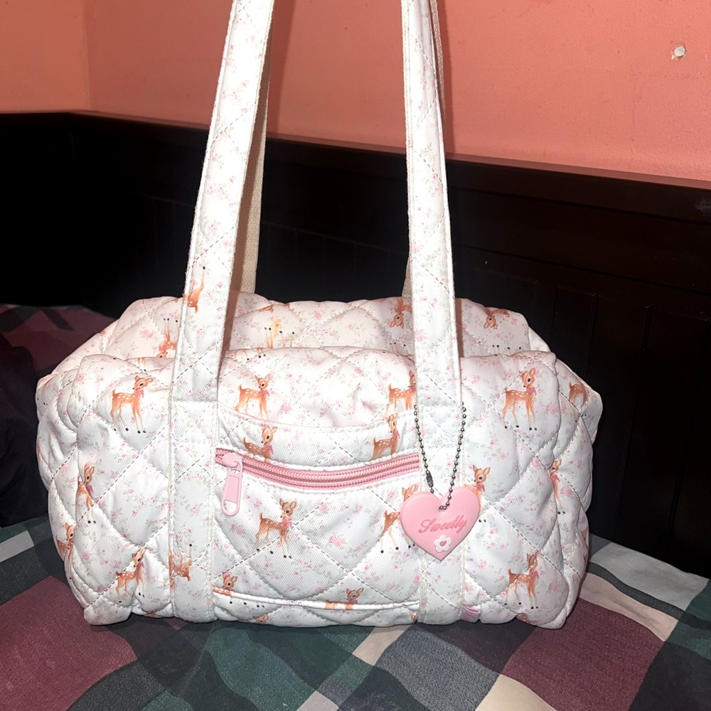 Coquette quilted shoulder bag